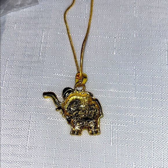 Swarovski | Sparkling Gold-tone Elephant Necklace | New With Tags - Picture 3 of 5